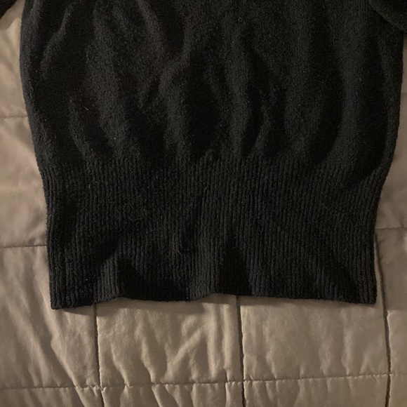 Who What Wear super soft black sweater with ballon sleeves, fitted waist. Small. - Picture 3 of 4